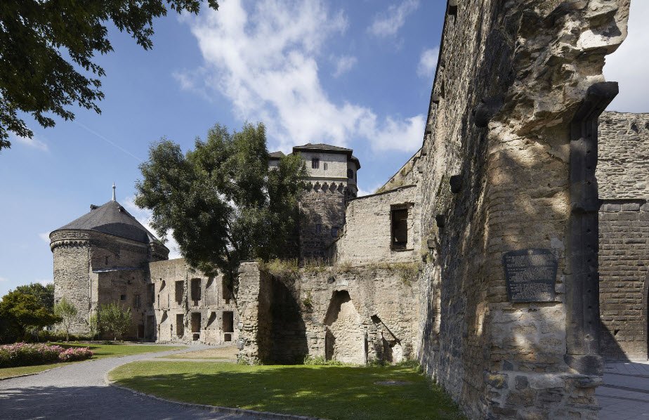 Kurfürstliche Burg von Andernach, Andernach, Germany, Germany